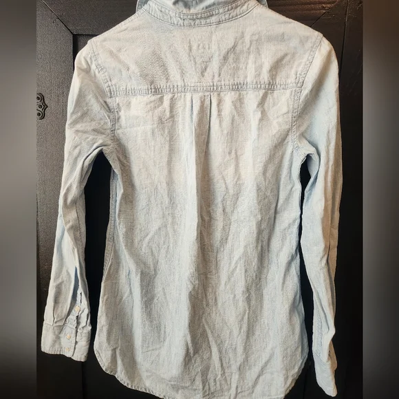 Womens denim button-down~size S - Picture 4 of 4